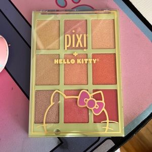 Pixi + Hello Kitty Chrome Glow Palette